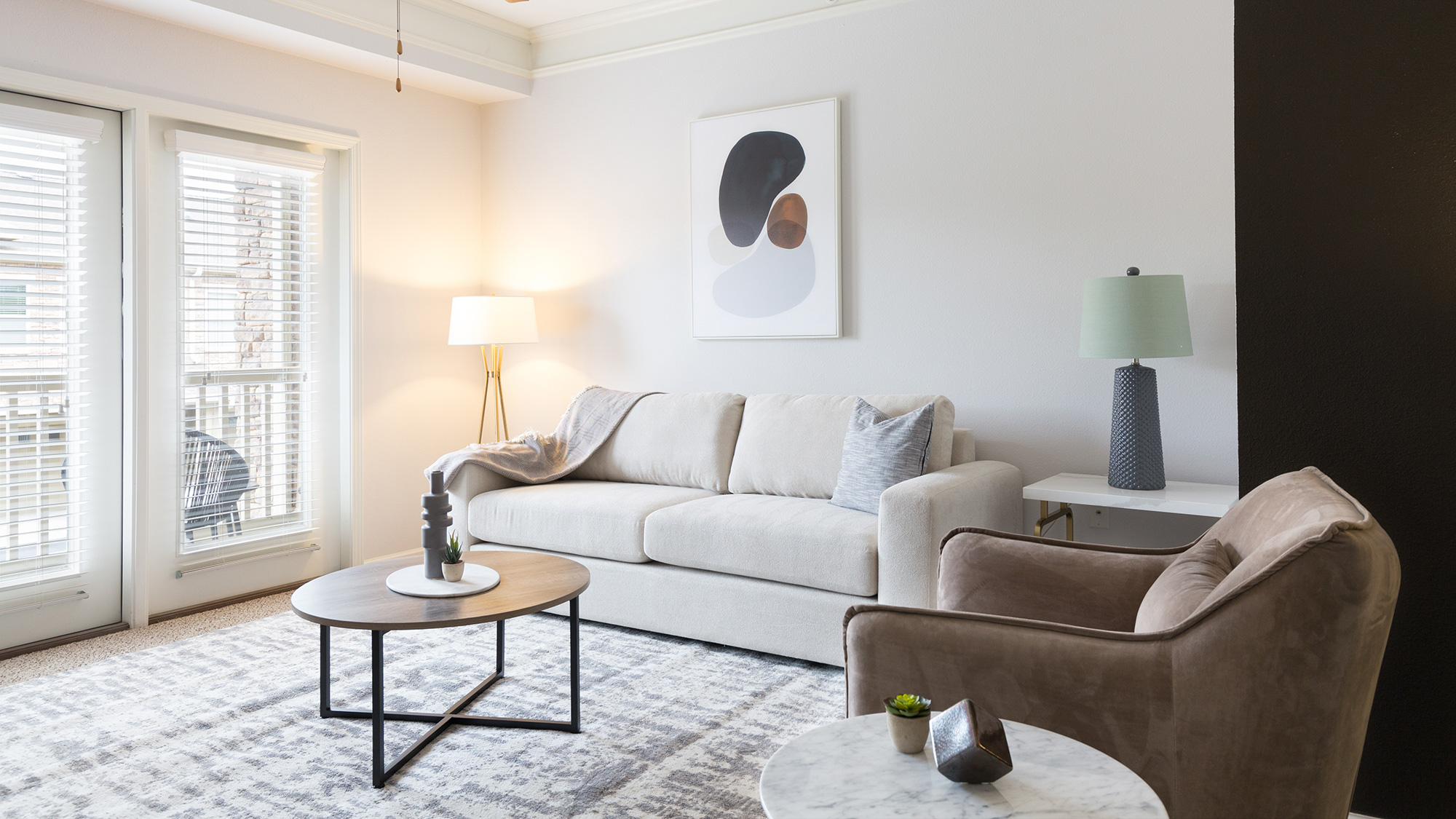 Rent The Sovereign at Overland Park Apartments 16206 in Overland Park