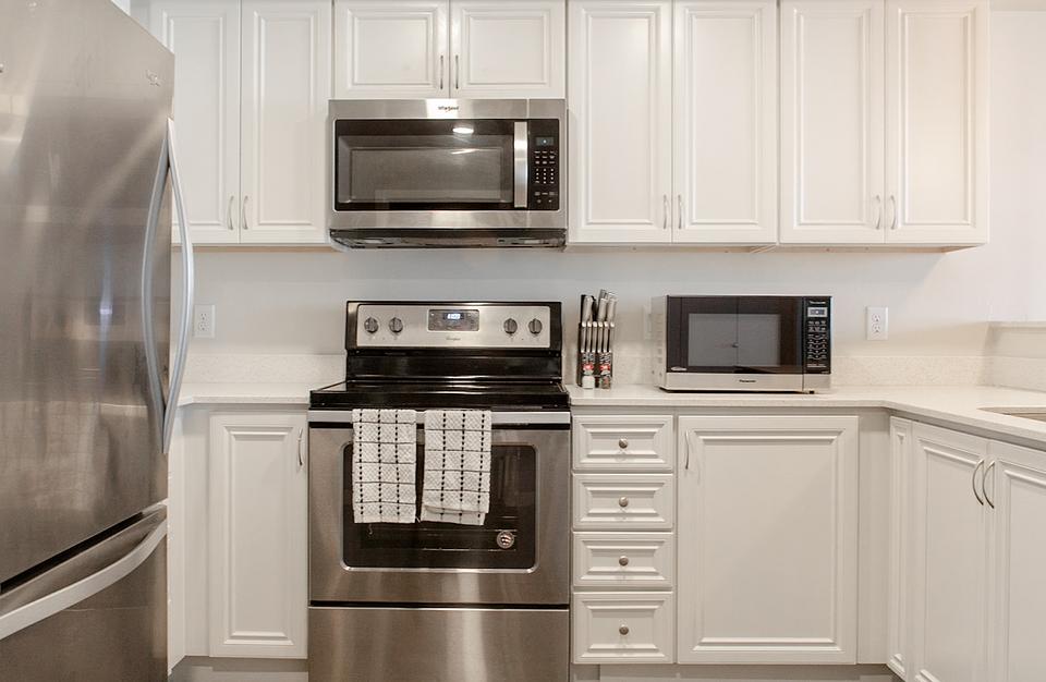 Rent The Zeller C454 in South Salt Lake, UT Landing