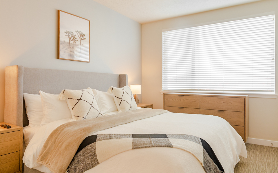 Rent The Zeller C454 in South Salt Lake, UT Landing