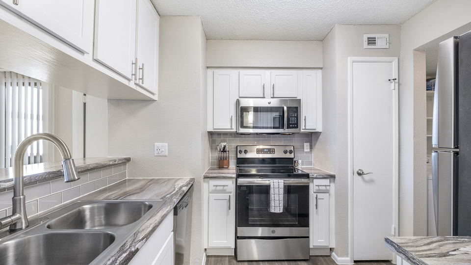 Rent Cielo on Gilbert Apartments 1110 in Mesa, AZ Landing