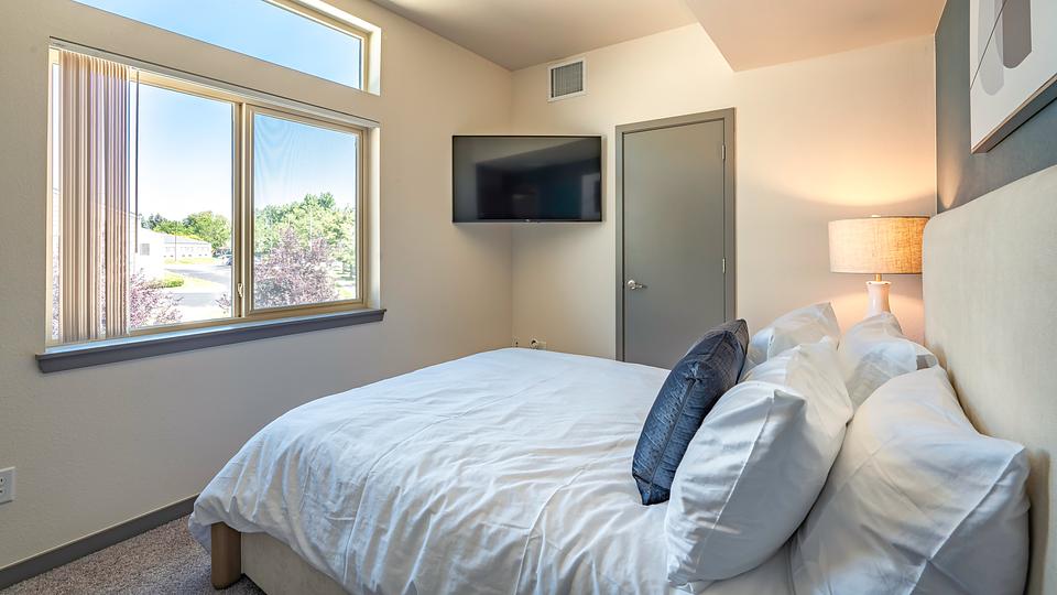 Rent Wonderland Creek 36891 in Boulder, CO Landing