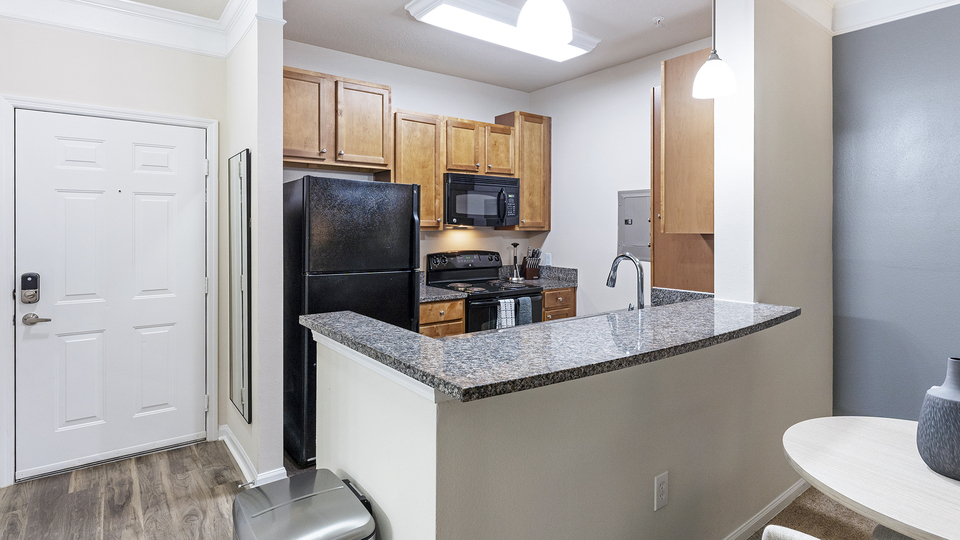 Rent Abberly West Ashley Apartments 633 in Charleston, SC Landing