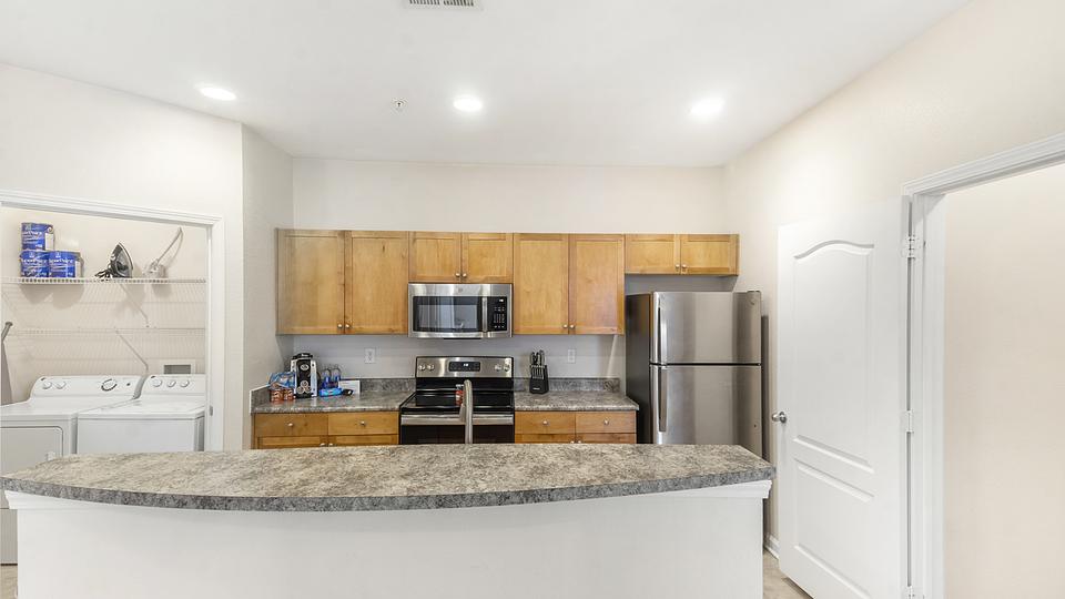 Rent Alden Place at South Square S1028 in Durham, NC Landing