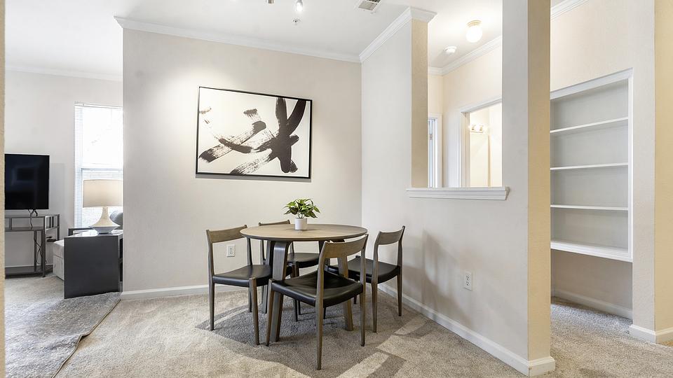 Rent Alden Place at South Square S1028 in Durham, NC Landing