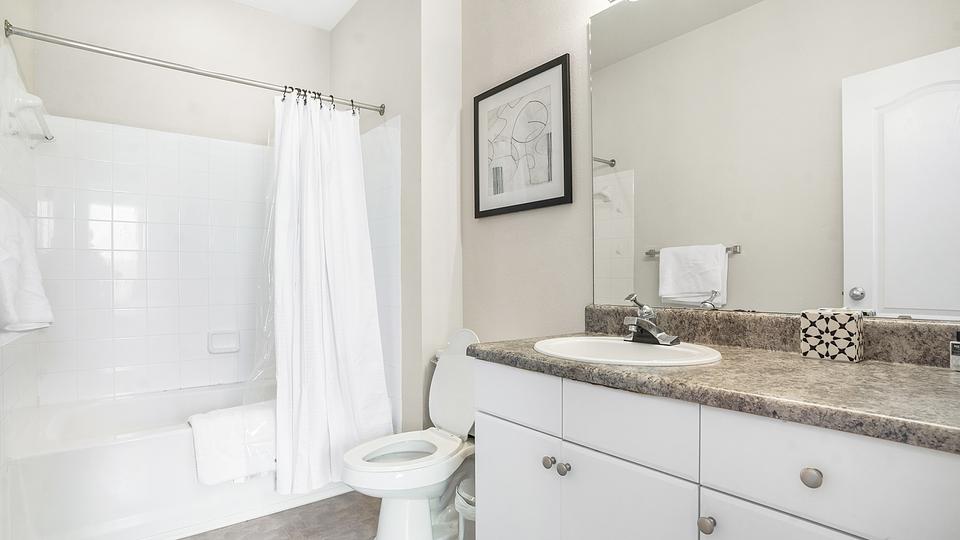 Rent Alden Place at South Square S1028 in Durham, NC Landing