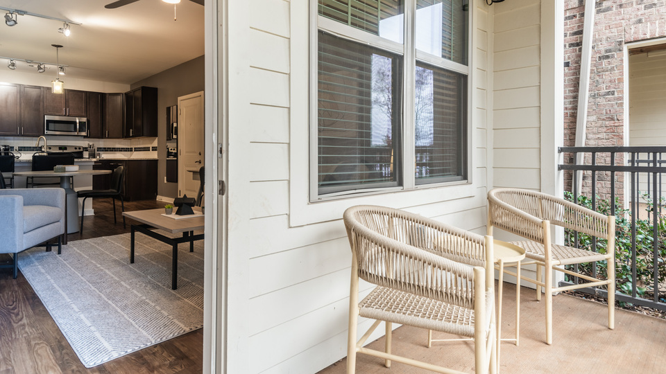 Rent Axis Berewick 3114 in Charlotte, NC Landing