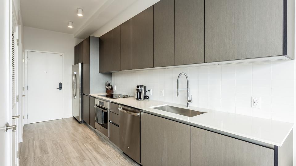 Rent Wynwood 25 627 in Miami, FL Landing