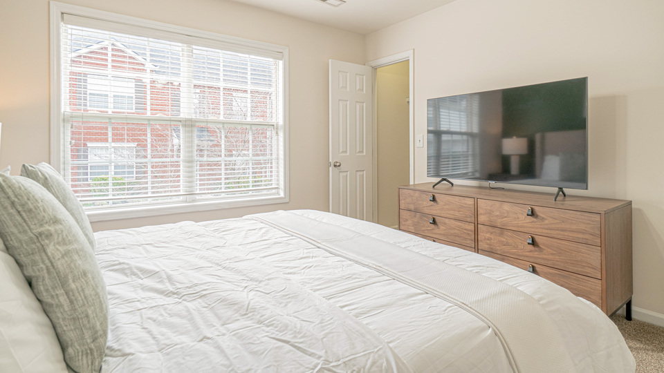 Rent Chapman's Retreat Apartments 3005 in Spring Hill, TN Landing