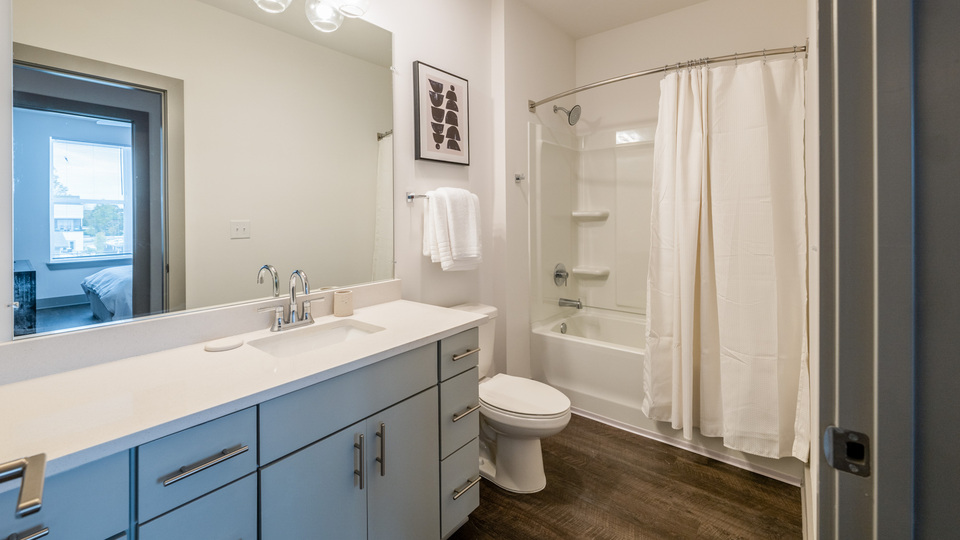 Rent Radius at Donelson 359 in Nashville, TN Landing