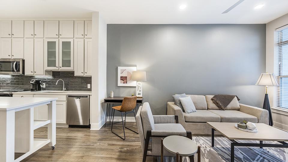 Rent McEwen Northside I 1 2013 in Franklin, TN Landing