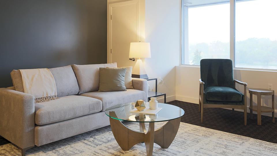 Rent Arbor Lofts 4105 in Southfield, MI Landing