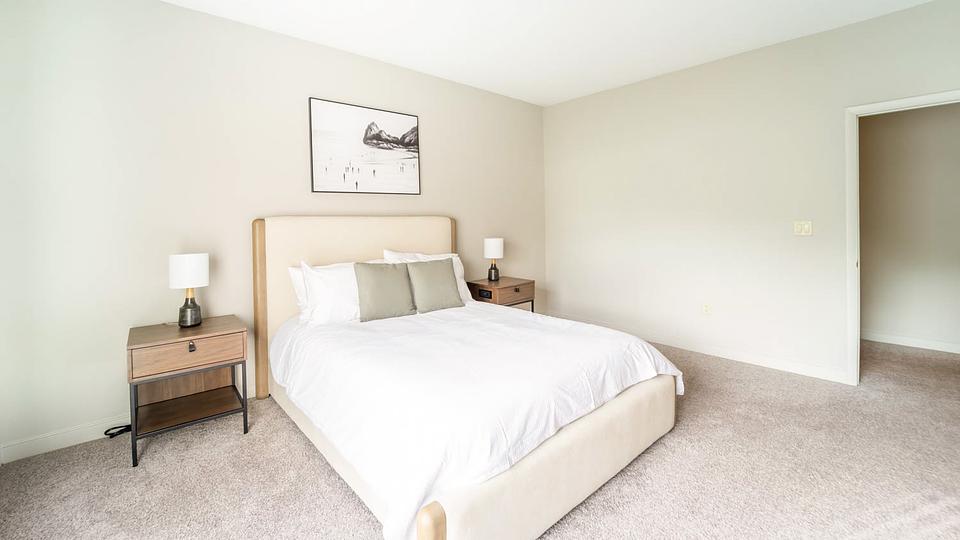 Rent McBee Station 23101 in Greenville, SC Landing