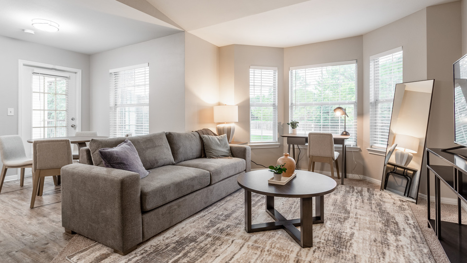 Rent SOCO Apartments 0808 in Austin, TX Landing