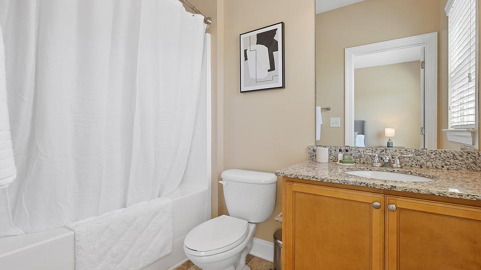 Rent The Plantation at Pleasant Ridge 11052G in Greensboro, NC Landing