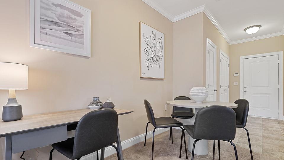 Rent The Plantation at Pleasant Ridge 11052G in Greensboro, NC Landing