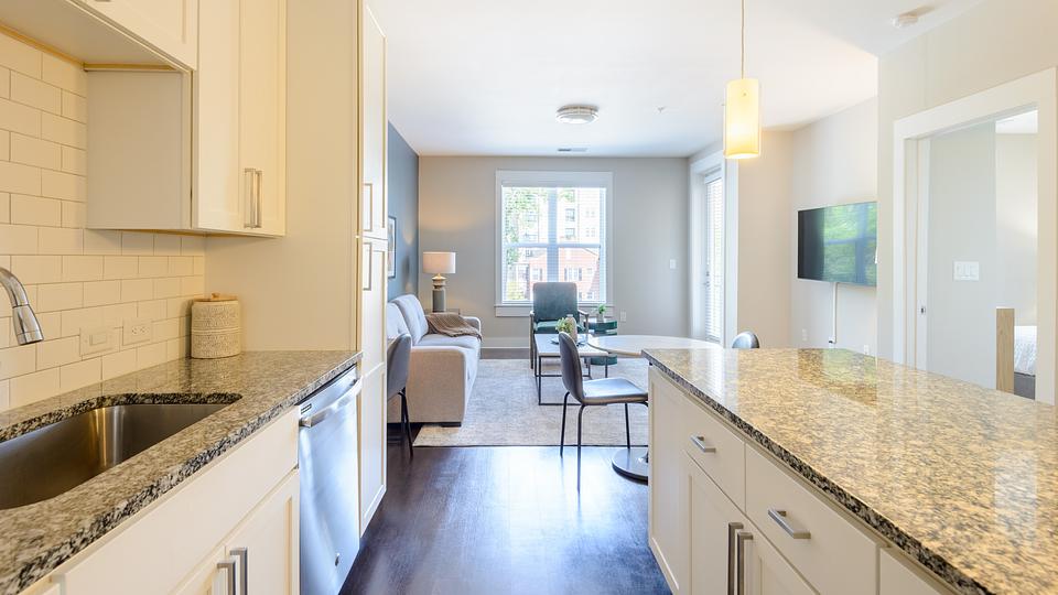 Rent Berkshire Dilworth 515 in Charlotte, NC Landing