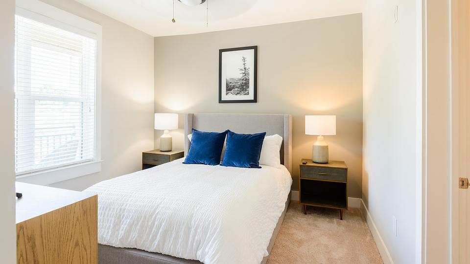 Rent Berkshire Dilworth 515 in Charlotte, NC Landing