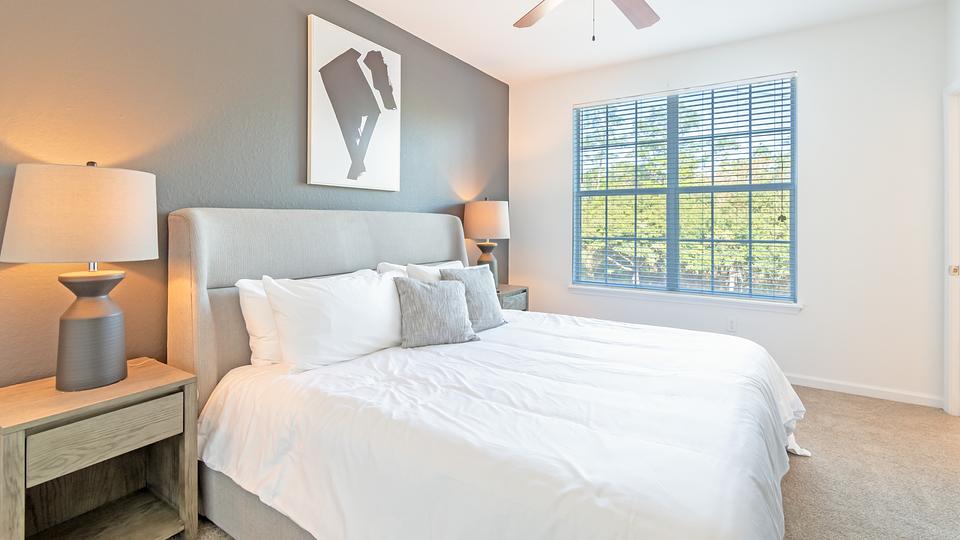 Rent Rosemont at St. Johns 15304 in Jacksonville, FL Landing