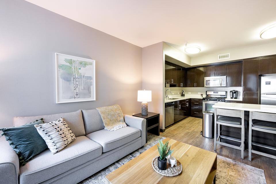 Rent Avalon Irvine 002203 in Irvine, CA Landing