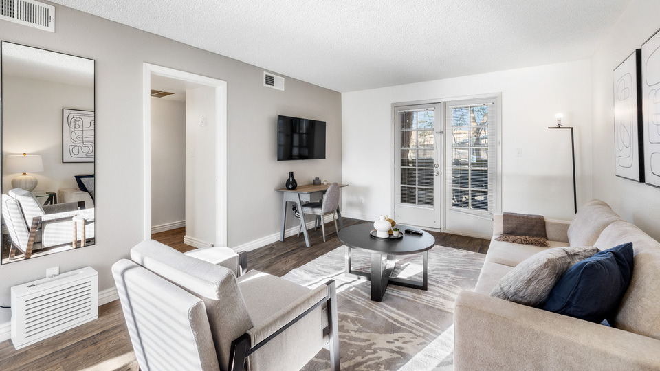 Rent Villatree Apartments Homes 125 in Tempe, AZ Landing