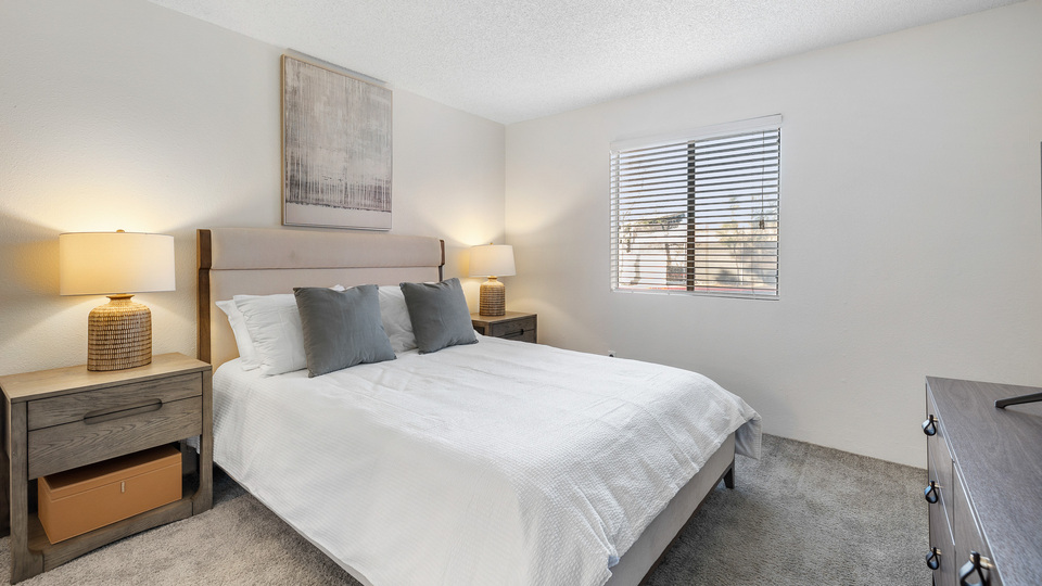 Rent Villatree Apartments Homes 125 in Tempe, AZ Landing