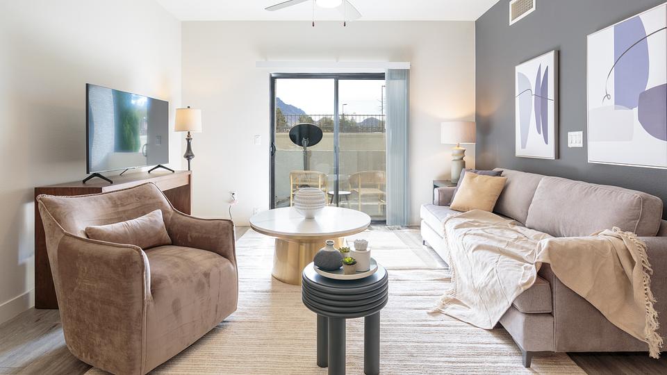 Rent Colton Apartments 2110 in Henderson, NV Landing