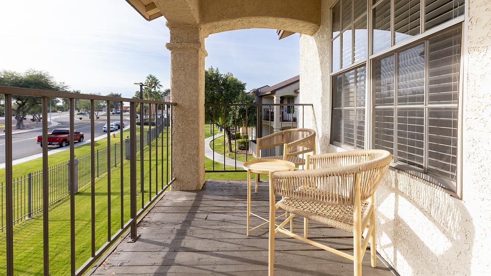 Rent Greentree Place 2125 in Chandler, AZ Landing