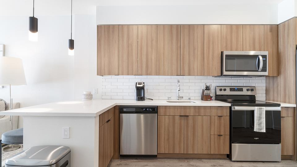 Rent District Flats Apartments C410 in Woodinville, WA Landing