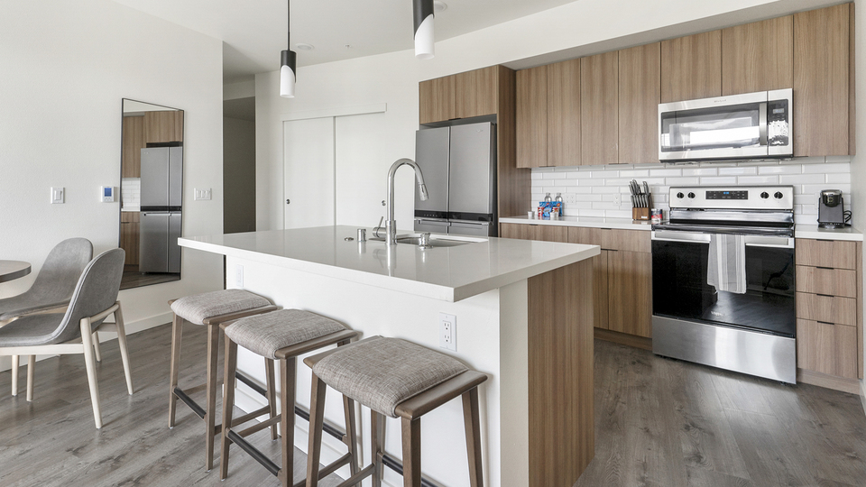 Rent District Flats Apartments C405 in Woodinville, WA Landing