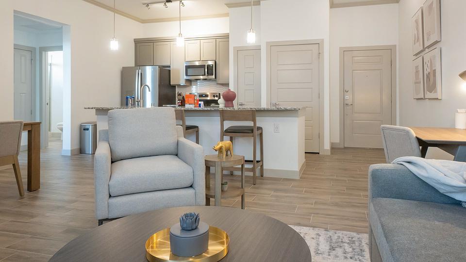 Rent San Joaquin 1107 in El Paso, TX Landing