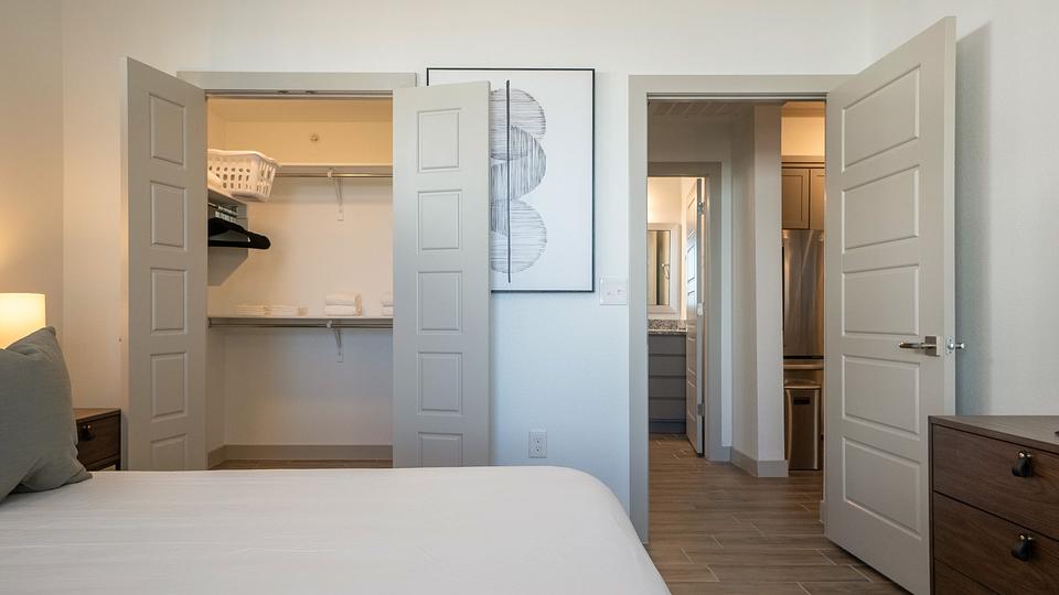 Rent San Joaquin 1107 in El Paso, TX Landing