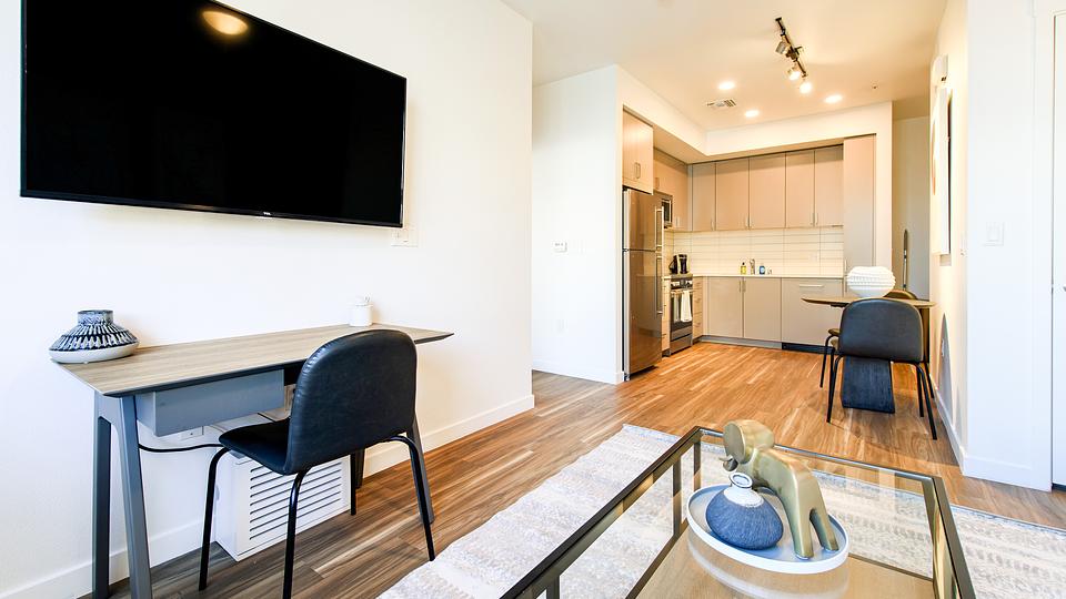 Rent Aviary Apartments 2214 in Henderson, NV Landing