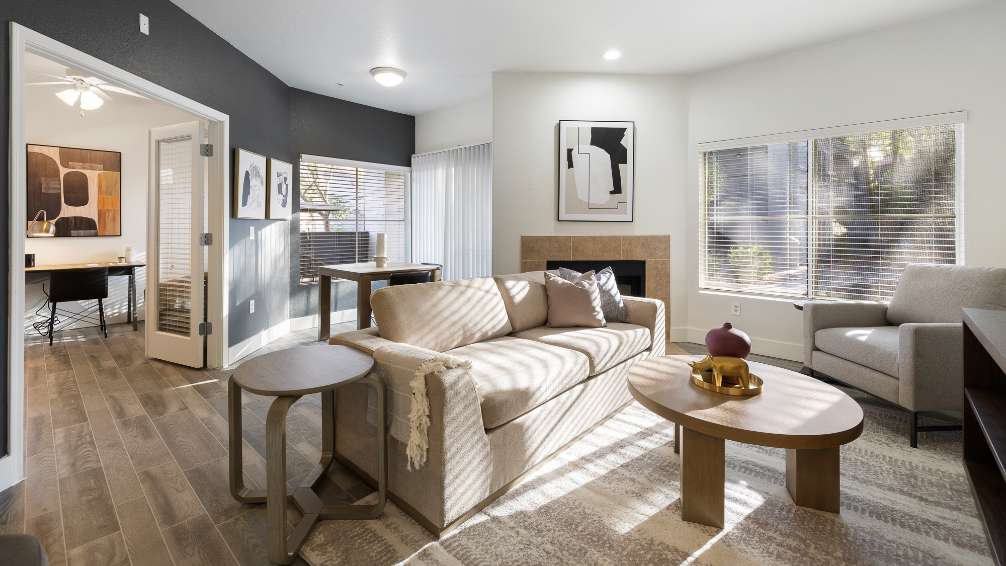 Rent San Marino 1072 in Tempe, AZ Landing