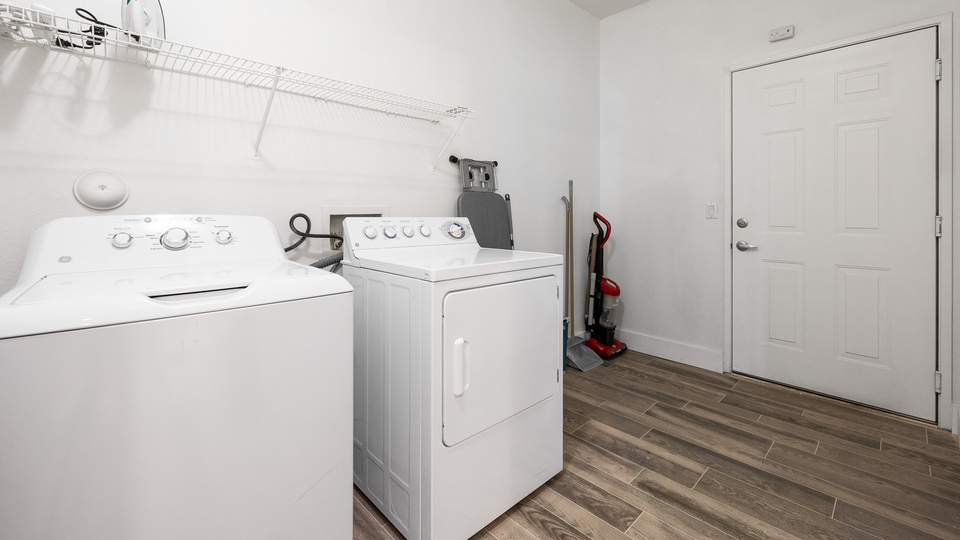 Rent San Marino 1072 in Tempe, AZ Landing