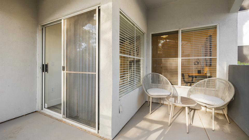 Rent San Marino 1072 in Tempe, AZ Landing