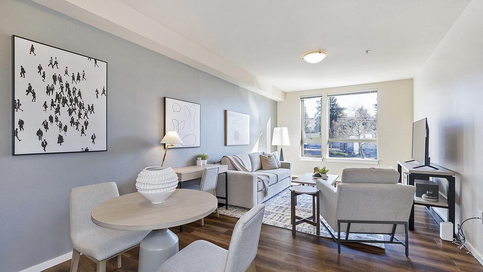 Rent Corydon C340 in Seattle, WA Landing