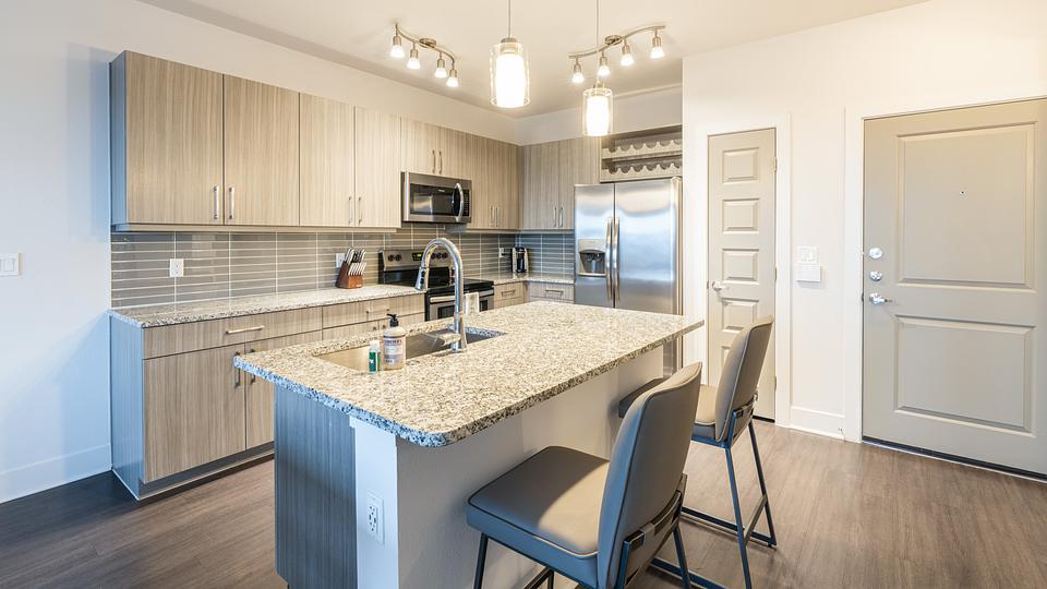 Rent Cortland at Coalton Apartments 1315 in Broomfield, CO Landing