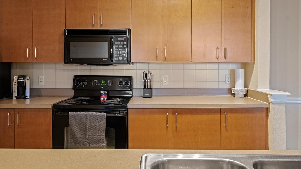 Rent Enclave at Wesley Chapel 306 in Wesley Chapel, FL Landing