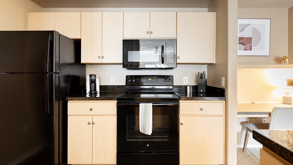 Rent Lazo Apartments 1038 in Chandler, AZ Landing