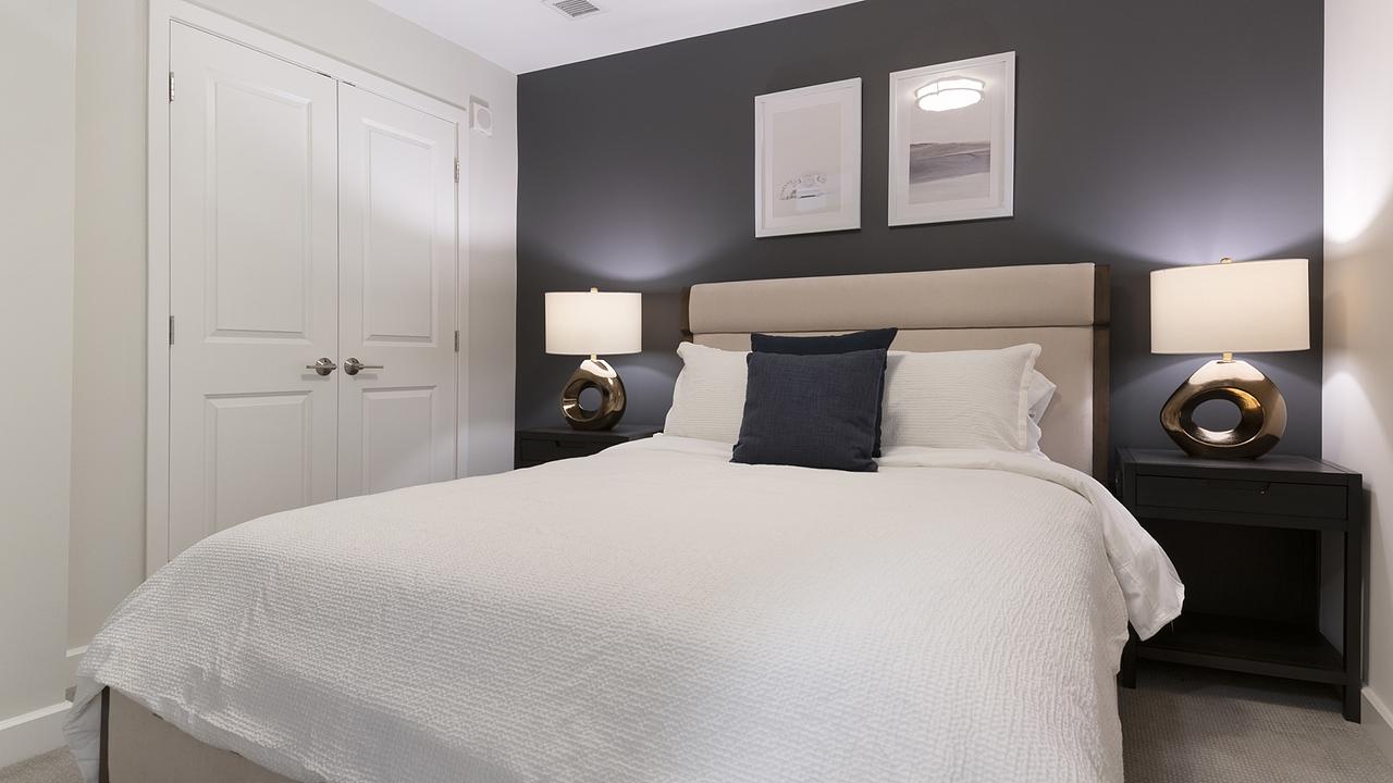 Rent Kingston at McLean Crossing 0919 in Tysons, VA Landing