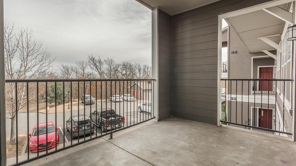 Rent Vantage on Yale 1025 in Tulsa, OK Landing