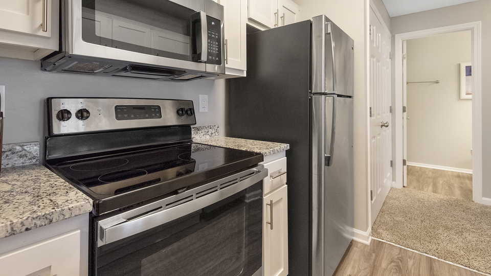 Rent Madison at Schilling Farms 904304 in Collierville, TN Landing