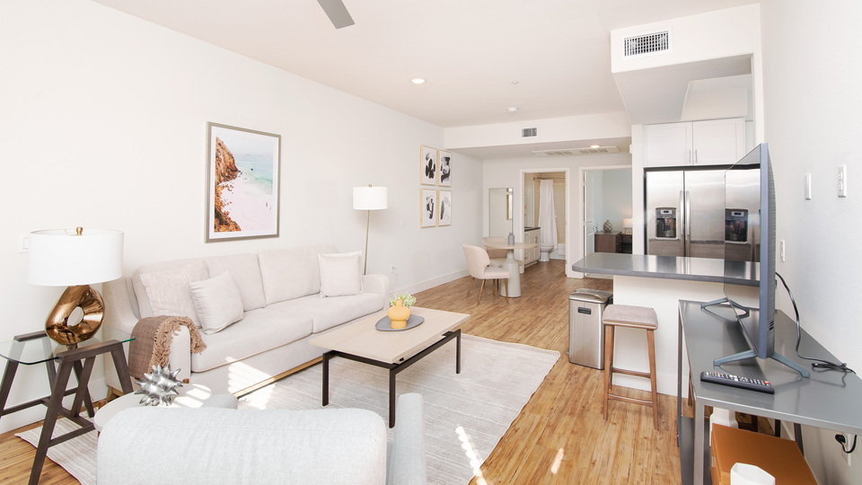 Rent Sorano Apartments 14305 in Moreno Valley, CA Landing