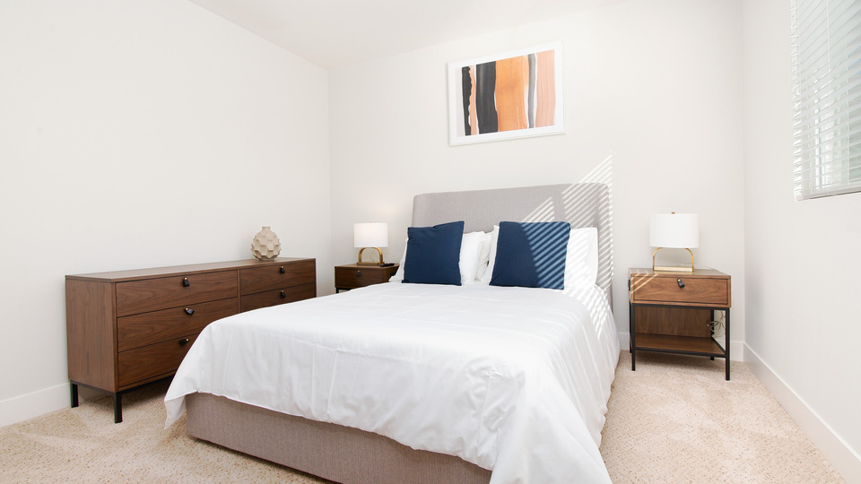 Rent Sorano Apartments 14305 in Moreno Valley, CA Landing