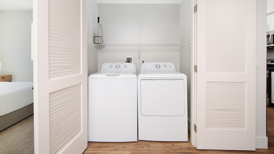 Rent Sorano Apartments 14305 in Moreno Valley, CA Landing