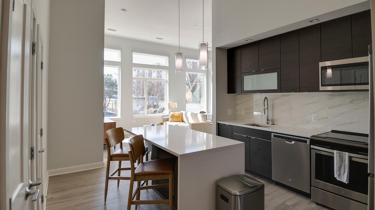 Rent Arrowwood Modern Apartments 147 in North Bethesda, MD Landing