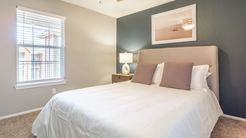 Rent The Parker Apartment Homes 936 in Edmond, OK Landing