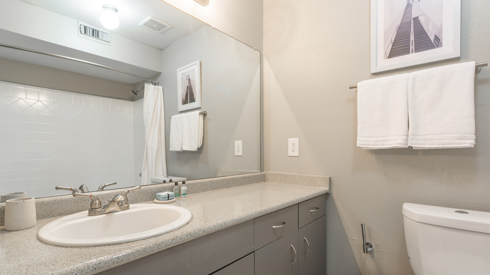 Rent The Parker Apartment Homes 936 in Edmond, OK Landing