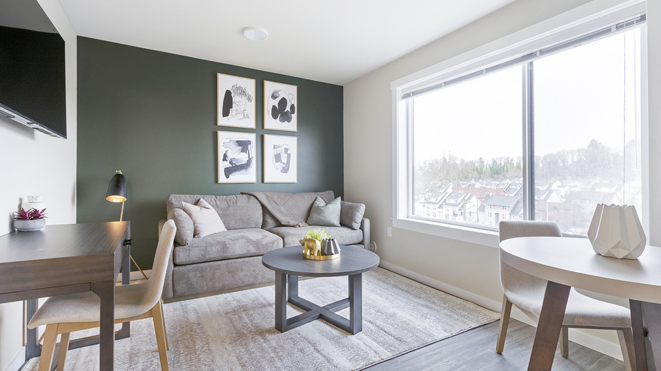 Rent Cubix at Othello 408 in Seattle, WA Landing