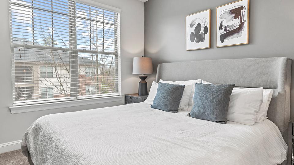 Rent Fountains Matthews B313 in Matthews, NC Landing